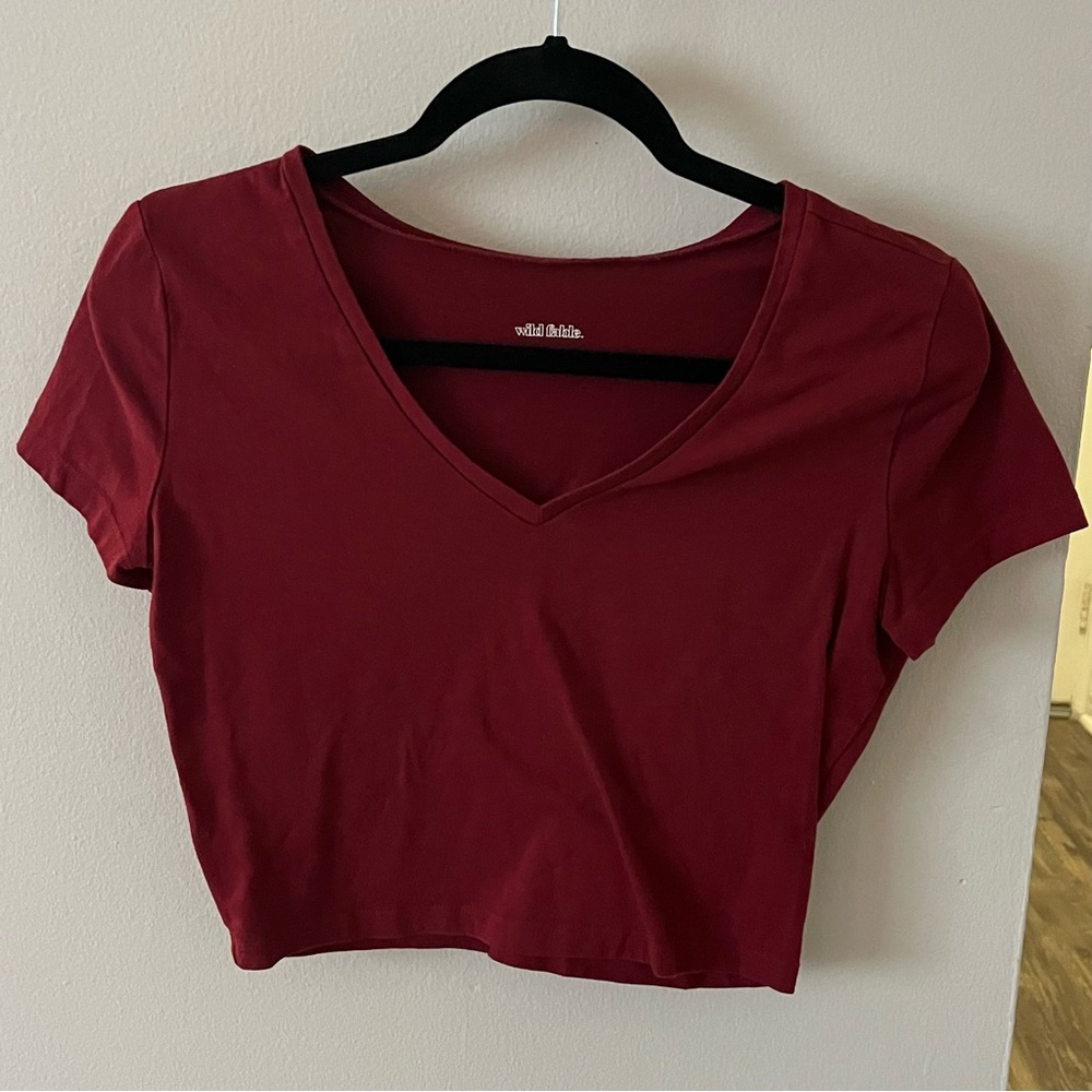 Maroon Cropped T-Shirt
